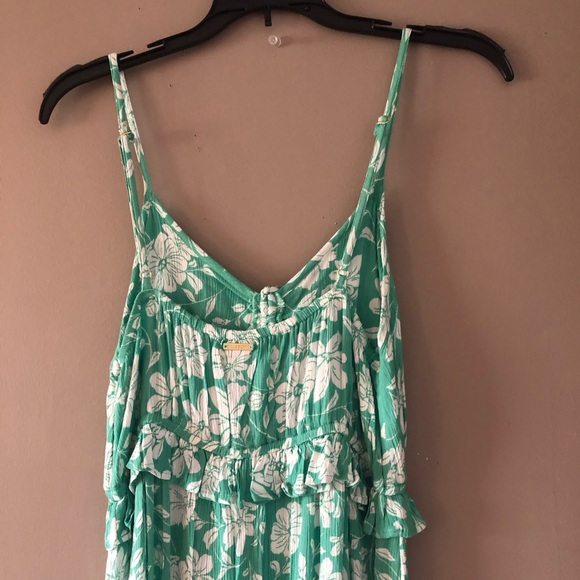 Billabong Rebel Heart Ruffle Detail Dress in Green and White Print. Size Large - Picture 12 of 16